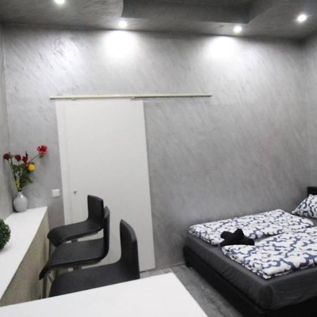 Family Studio In Akh Area Vienne Extérieur photo