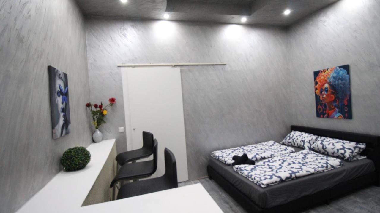 Family Studio In Akh Area Vienne Extérieur photo